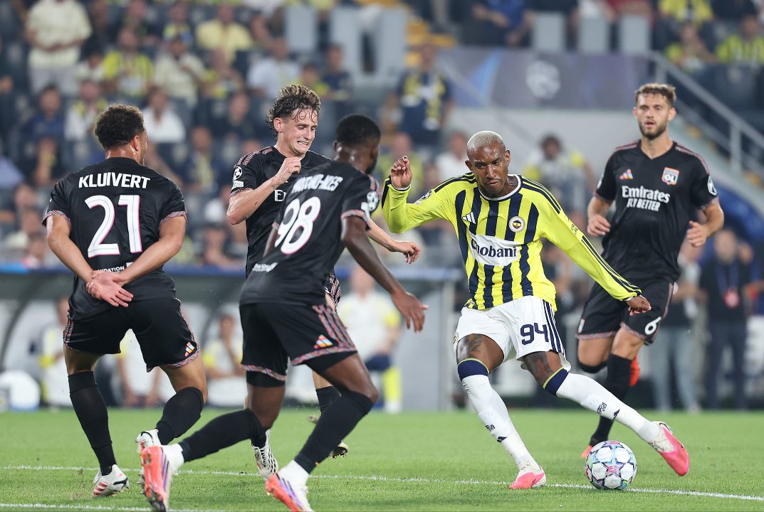 Dev Maç Gecesi: Fenerbahçemiz Lyon Deplasmanında Şampiyonlar Ligi İçin Sahada!