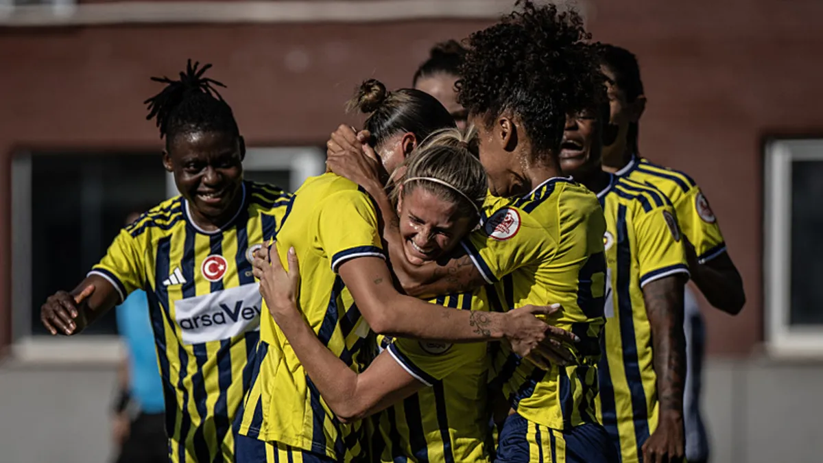 Fenerbahçe arsaVev, Avrupa Kupası'nda Tur İçin Sahaya Çıkıyor