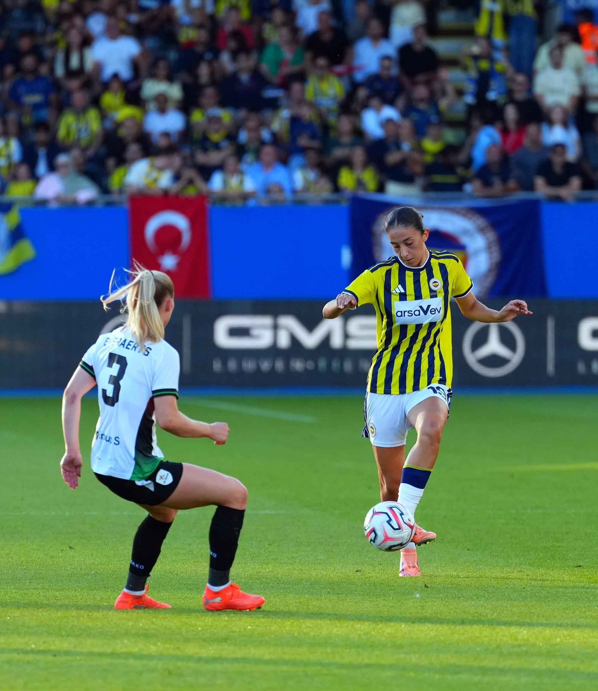 Fenerbahçe arsaVev Kadın Futbol Takımımız Avrupa Yolculuğuna Devam Ediyor!