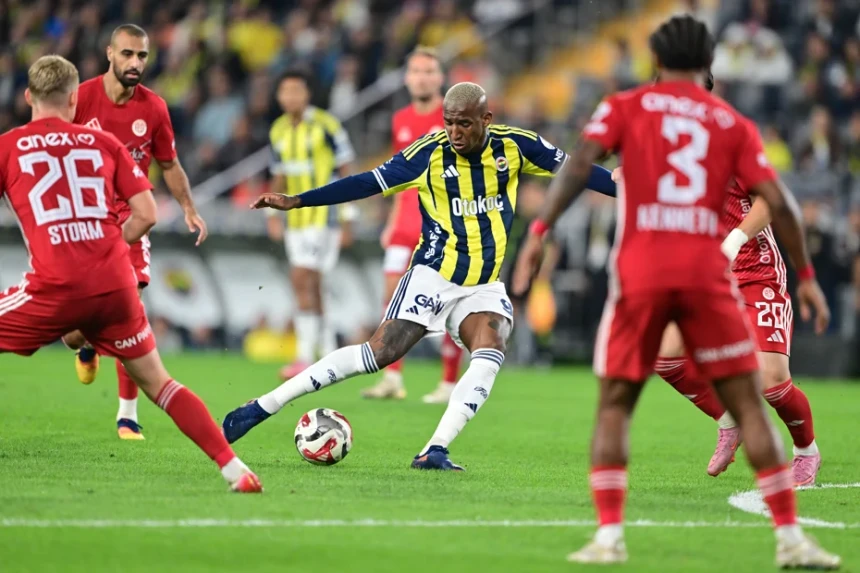 Fenerbahçe Avrupa'daki Ev Hasretine Talisca ile Son Verdi!