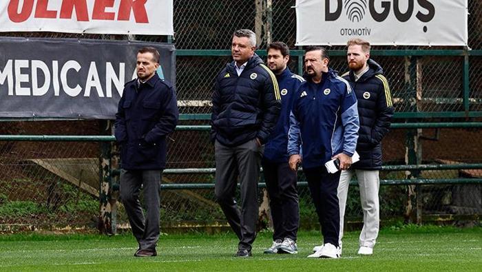Fenerbahçe'de Yaş Ortalaması Gündemde: 18 Sezonluk Çarpıcı Gerçekler!