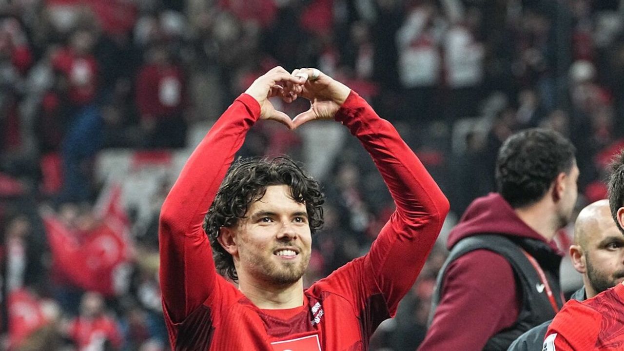 Fenerbahçe'den Ferdi Kadıoğlu Operasyonu: Şampiyonlar Ligi Şartı!