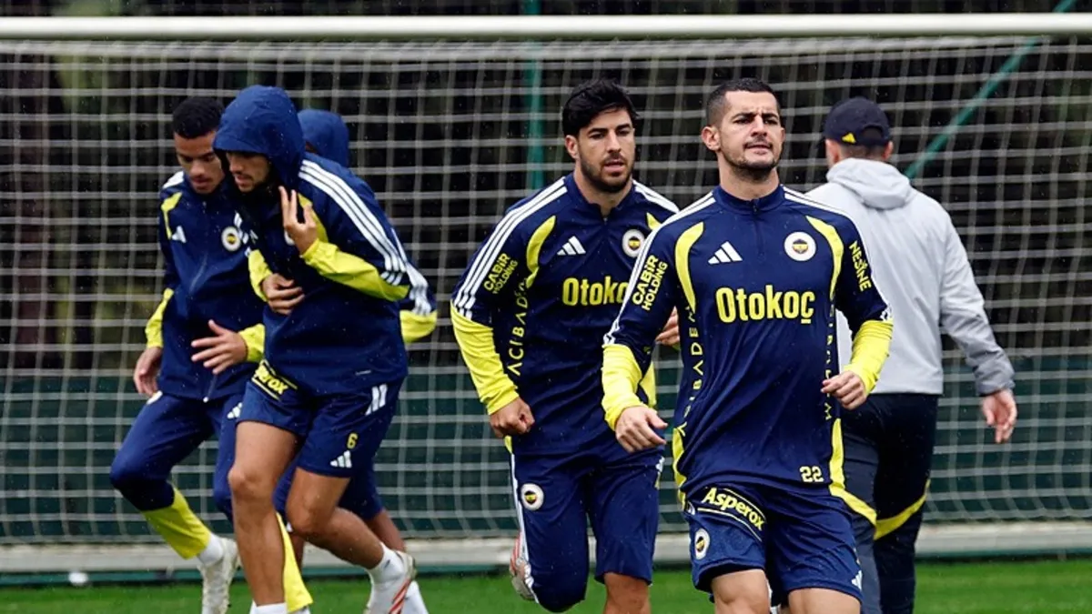 Fenerbahçe'miz Günü Çift Antrenmanla Tamamladı: Hazırlıklar Tam Gaz!