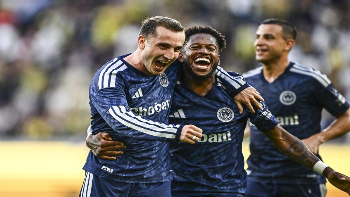 Fenerbahçe'mizin Górnik Zabrze Kadrosu Açıklandı! Şampiyonlar Ligi TV100'de!