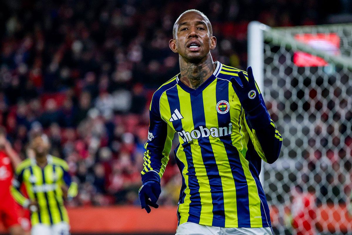 Fenerbahçemiz'de Talisca İkilemi: Brezilya'dan Gelen Teklifler ve Kritik Karar!