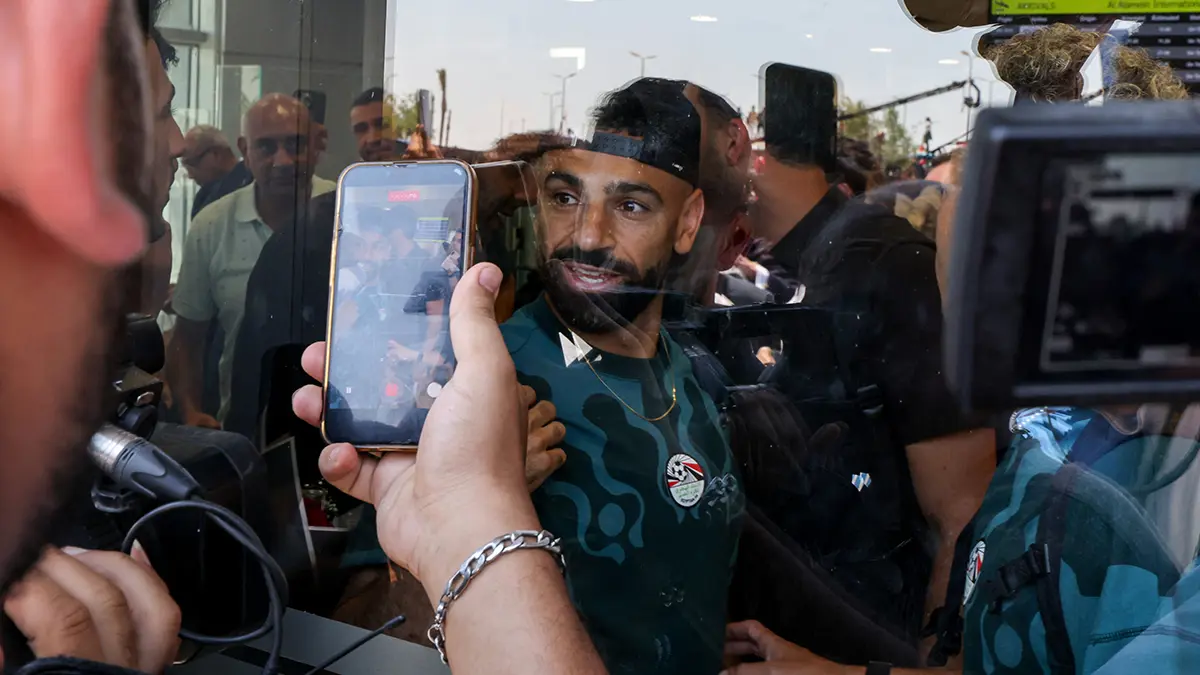 Fenerbahçemiz İçin Yılın Takası Gündemde! Beşiktaş'tan Emirhan Topçu Hamlesi