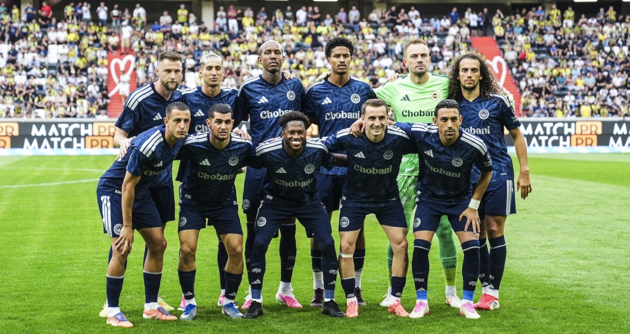 Fenerbahçemiz'in UEFA Kadrosu Açıklandı: Yeni Transferlere Şimdilik Veda!