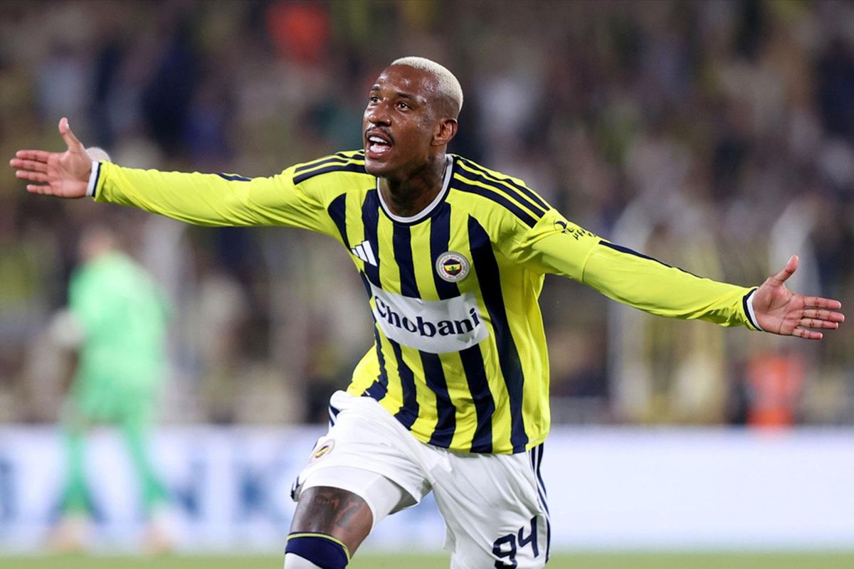 Fenerbahçemiz Polonya Yolunda Avantajı Kaptı: İlk Maçtan Galibiyet!