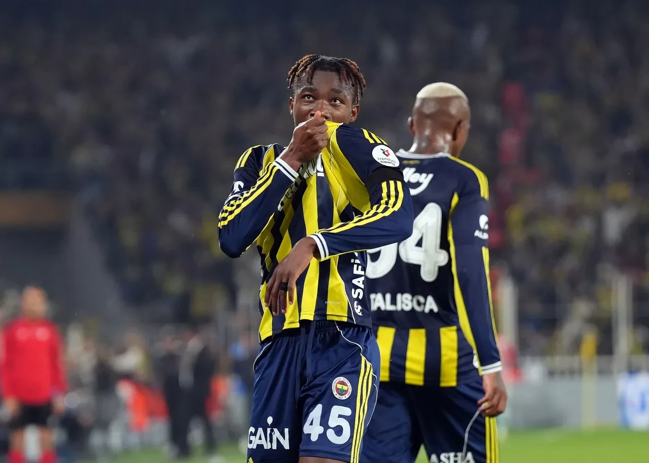 Fenerbahçemiz Sahaya Çıkıyor! LASK Linz Maçı Canlı Yayın Detayları!