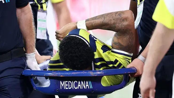 Fenerbahçemizde Jayden Oosterwolde Şoku: 6-8 Hafta Yok!