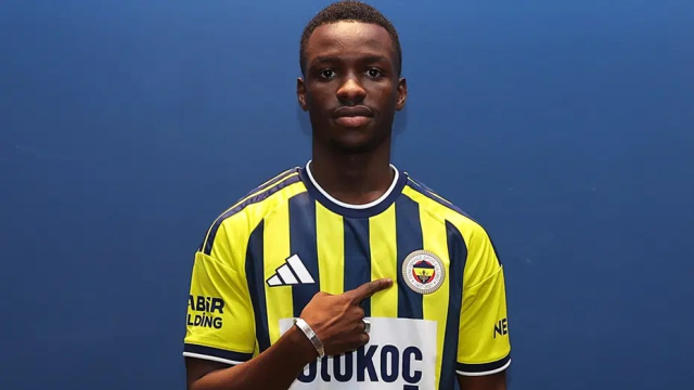 Fenerbahçemizden Ayrılık Rüzgarı: Fayed, Resmi Maç Oynamadan Veda Etti!