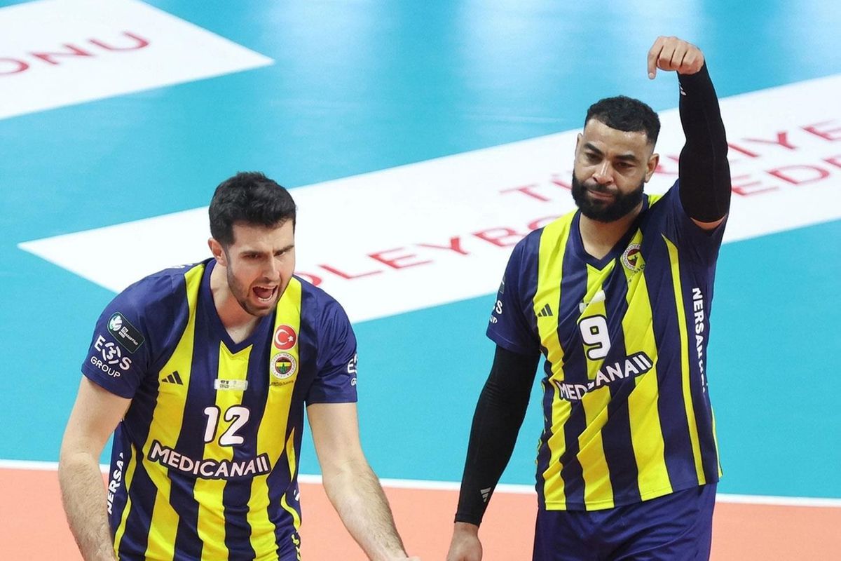 Fenerbahçemizin Eski Yıldızları Arasında Şok Edici Tartışma!