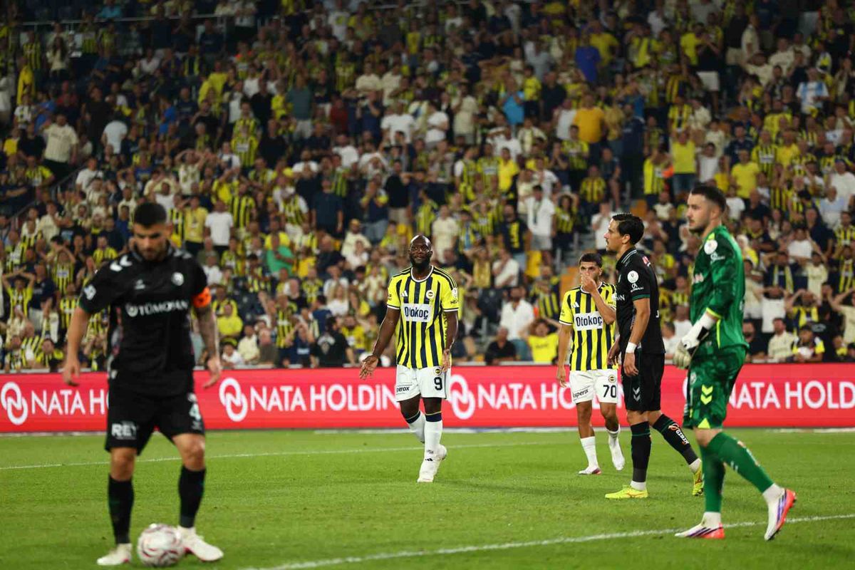 Lukaku Fenerbahçemizle İlk Lig Maçında Sahadaydı!